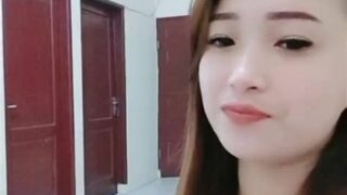 Viral Terbaru 2025 Pasangan Muda Wiwik di Pinggir Sungai Hutan Trending Top New