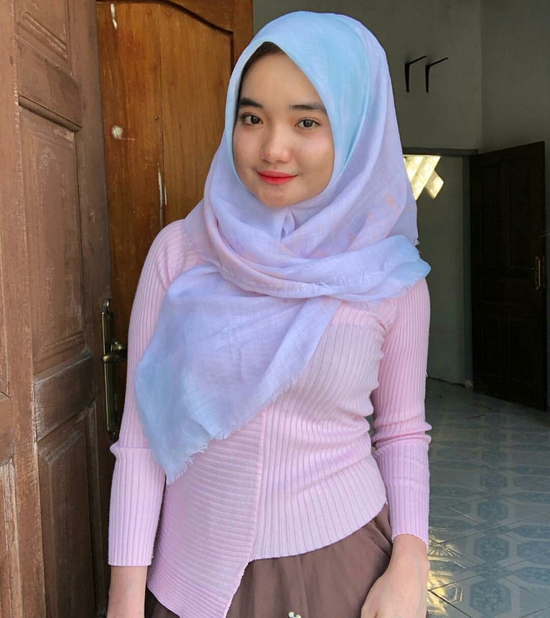 Indo Viral Hijab Indo Hug Tightly Without Distance Wiwik Top Global